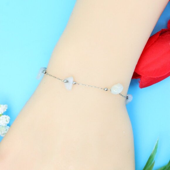 Chic & Stylish Bracelet – A Thoughtful Gift for Women and Girls, DYC1881 - Picture 2 of 8